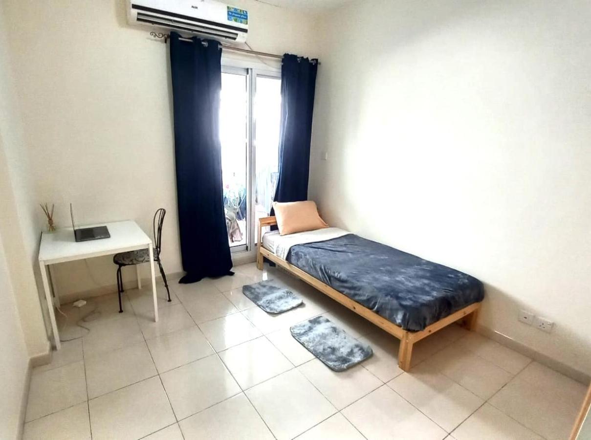 Dubai Homestay - Private Single Room Eksteriør billede